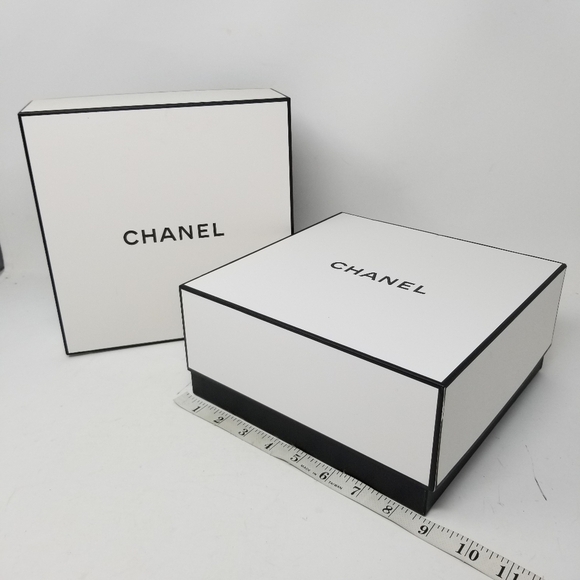 Chanel EMPTY Gift Boxes Lot 2 Medium Black White Keepsake Container 8.5" Square - Picture 15 of 15